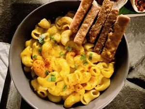 Smokey Mac and Cheese at Once:Once in Antigua