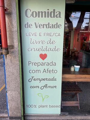 Outside sign at Magna Cozinha Vegana in Rio De Janeiro