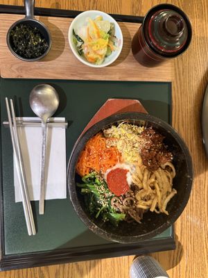   at Injoy Etsunou in Tokyo