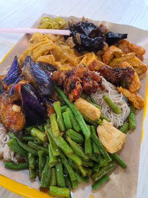 Yummy lunch ~ 14/12/2020 Circuit Breaker Period Phase 2 at Yuan Man vegetarian 缘满素食 in East Singapore