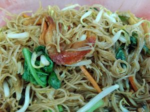 Xin zhou bihun with strong pepper taste at Yuan Man vegetarian 缘满素食 in East Singapore