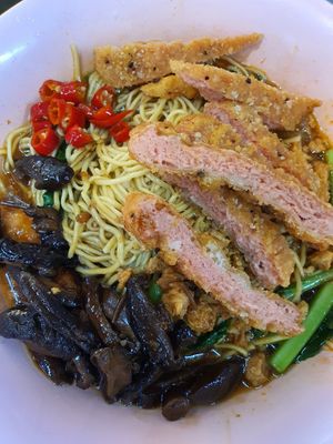 Really nice noodle ~ 18/2/21 😍 at Yuan Man vegetarian 缘满素食 in East Singapore