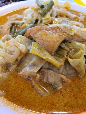 Curry mee 😍 ~ 4/3/21 at Yuan Man vegetarian 缘满素食 in East Singapore