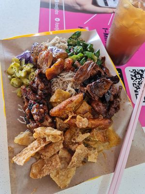 Miss their food!!! 15/9/21 at Yuan Man vegetarian 缘满素食 in East Singapore