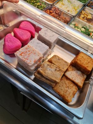 Assorted rice , yam, carrot cake ~ 15/3/22 at Yuan Man vegetarian 缘满素食 in East Singapore