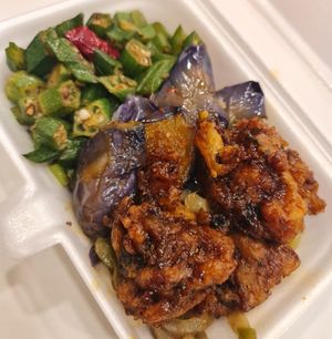 4 items $4 ~ 16/8/22 at Yuan Man vegetarian 缘满素食 in East Singapore