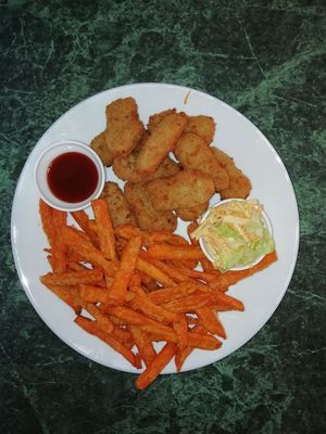 "Chicken" nuggets & sweet potato fries at The Irish Viking in Lanzarote