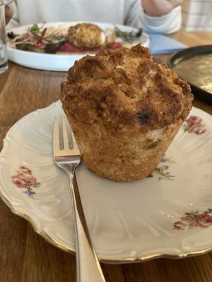 There’s a few dessert options; occasionally vegan  at Little Dancer in Linz