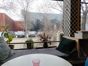 Veganing and Chill #Veganuary at Miło bistro in Warsaw