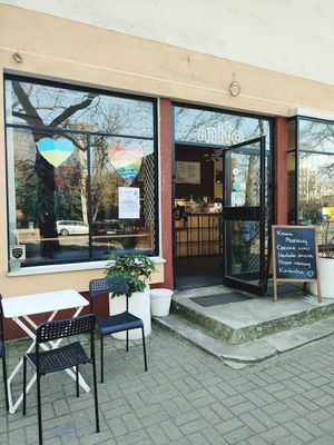 The outside at Miło bistro in Warsaw