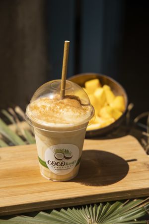 Coconut smoothie with Mango!
Amazing!! at Coco House in Barcelona