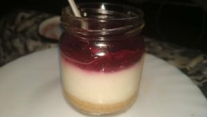 Red fruits cheesecake at Thunder Vegan - Malasaña in Madrid
