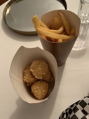 Cheese Balls at Thunder Vegan - Malasaña in Madrid