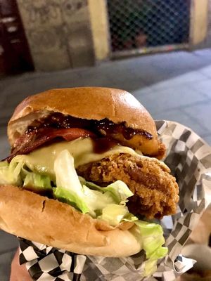 BBQ no-chicken burger  at Thunder Vegan - Malasaña in Madrid