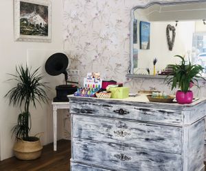 Encuentra tu detalle favorito para un regalo “hand made products” at Ayun - Maybe closed in Mallorca