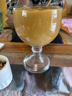 Mango and chocolate 😋  at Cuchara Llena in Ollantaytambo