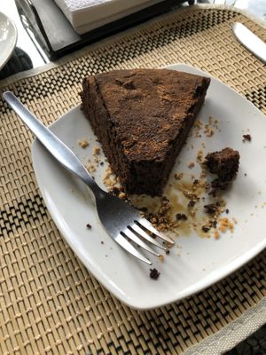 Vegan chocolate brownie at Cuchara Llena in Ollantaytambo