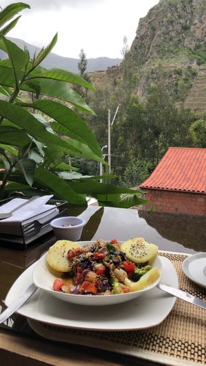 Flambeed salad at Cuchara Llena in Ollantaytambo