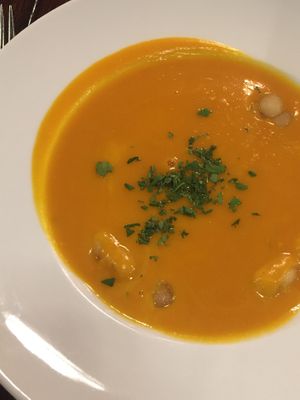 Pumpkin soup with caramelised apple  at Antik-Hof in Bissee