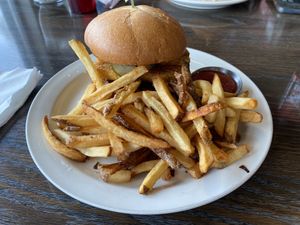 Joaquin phoenix   at Vertical Diner and The Gold Room in Portland