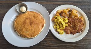 The Avalanche at Vertical Diner and The Gold Room in Portland