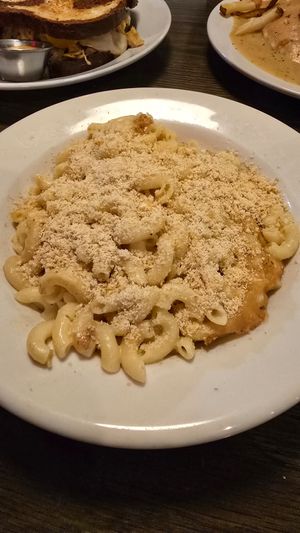 Mac and cheese at Vertical Diner and The Gold Room in Portland