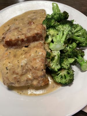 Chicken Fried Steak with broccoli and GARLIC mashed potatoes   at Vertical Diner and The Gold Room in Portland