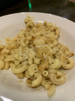 Mac n cheese at Vertical Diner and The Gold Room in Portland