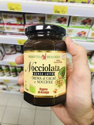 Vegan nutella at Conad in Tirana
