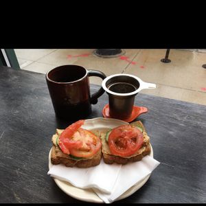 Hummus in GF Toadt and tea at Delicious Cafe in Chicago