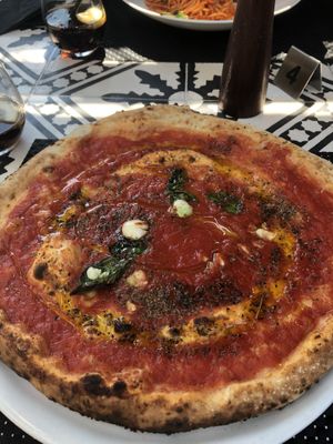 Vegan marinara pizza at La Terrazza di Venere in Capri