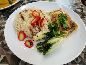 Char Siew Rice 
photo credits to Veronica Wong at Daily Green 吉祥素 -  Yishun St in North Singapore