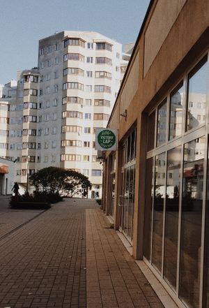 Front at Victory Lap in Warsaw