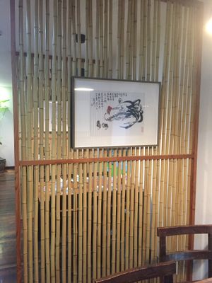 Partitions between tables. at Ji Xiang Cao - Lucky Zen & Veg Restaurant in Shanghai