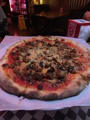 ROSEMARY'S BABY PIZZA
House tomato sauce, balsamic mushrooms, substitute house-made vegan Italian sausage and vegan parm at The 4th Horseman in Long Beach