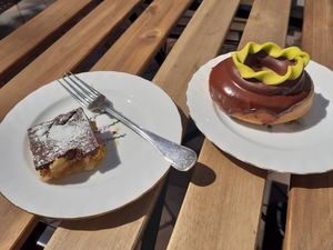Snickers cake and donut/cake at Flax in Malmo