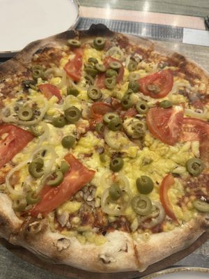 Vegeterian pizza with posna kačkavalj (vegan cheese)  at Night & Day in Nis