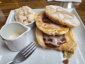 Cinnamon roll stack at Yanto's Pancake House in Gloucester
