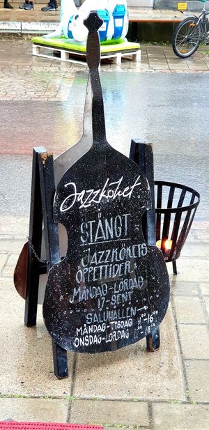 Entrance sign at Jazzköket in Ostersund