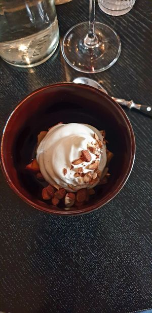 Peach dessert at Jazzköket in Ostersund