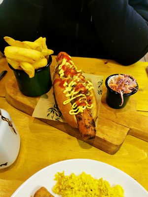 Hot dog at The Eating Gorilla in Penrhyndeudraeth