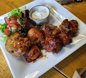 The cauliflower wings of my dreams at The Eating Gorilla in Penrhyndeudraeth