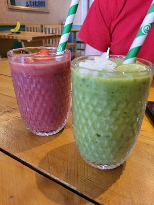 Fruit smoothies at The Eating Gorilla in Penrhyndeudraeth