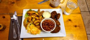 Southern fried chicken and wedges at The Eating Gorilla in Penrhyndeudraeth