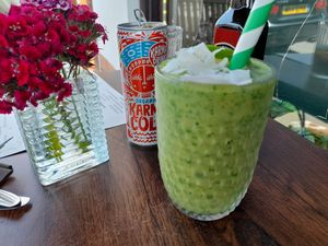 Green smoothie at The Eating Gorilla in Penrhyndeudraeth