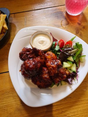 spicy buffalo cauli wings at The Eating Gorilla in Penrhyndeudraeth