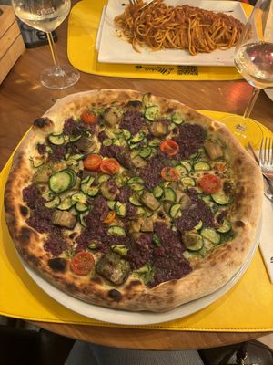 Vegan pizzaa  at Da Michele in Venice