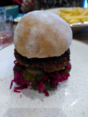 Burger (December 2022) at Ty Medi in Machynlleth