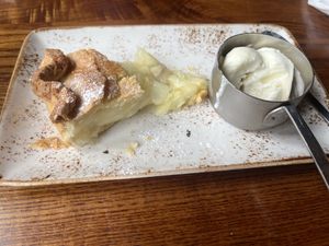 apple pie and ice cream  at Anchor Bankside in South East London