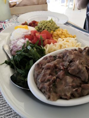 Veggie tacos at Picasso on the Beach in Naxos